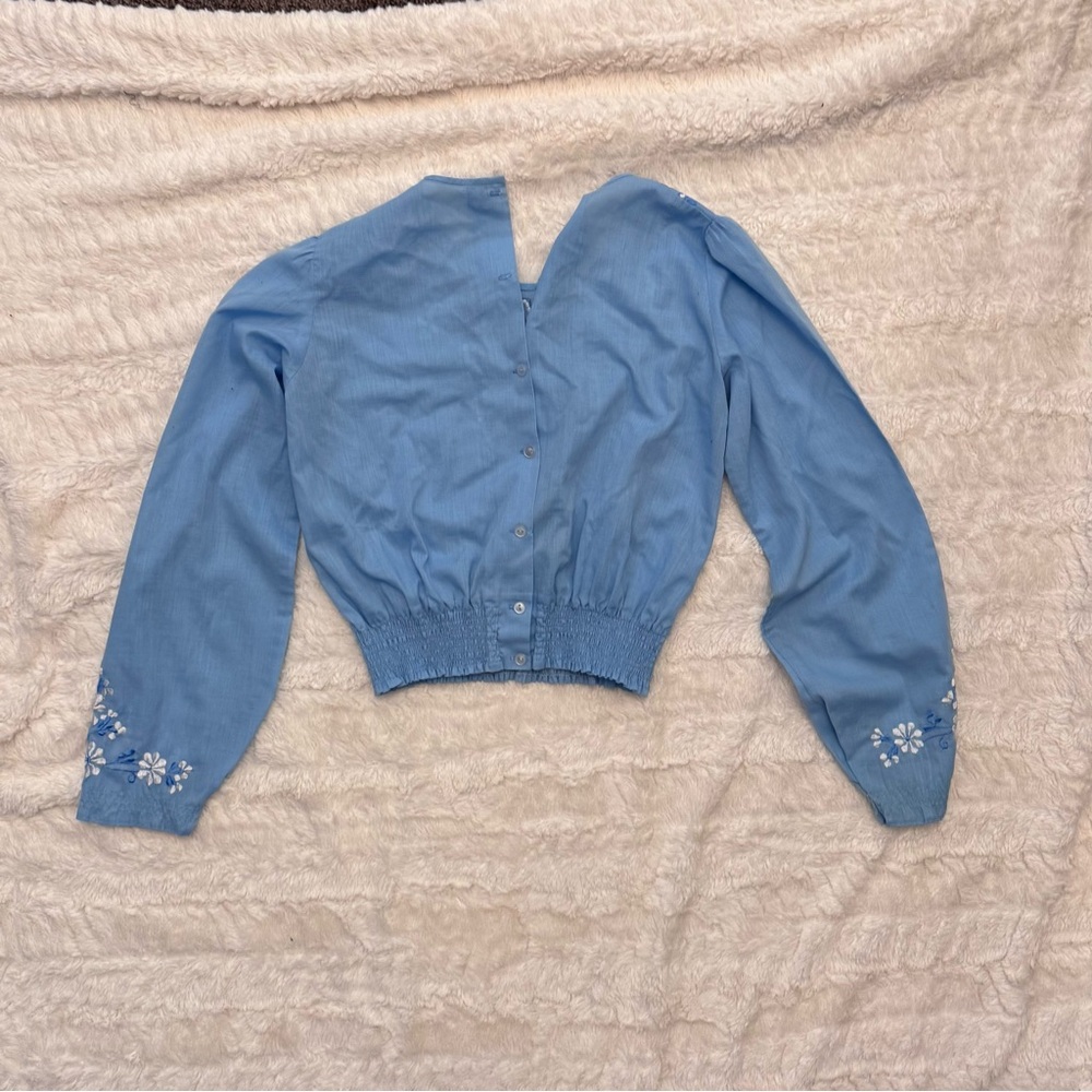 Blue Embroidered Women's Top floral embroidered details stretch waist button up - Picture 2 of 2